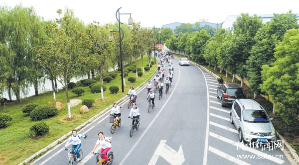 �T��ӭ���c