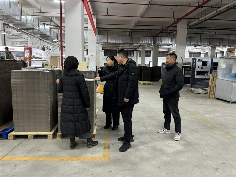 ����悸��h���_չ���}����